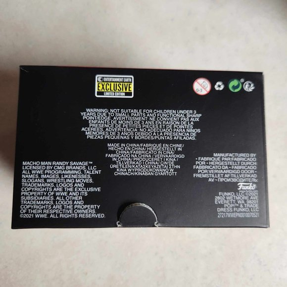 Box of 12 - WWE Funko POP Pin Blind Box Entertainment Earth Exclusive - Picture 5 of 7